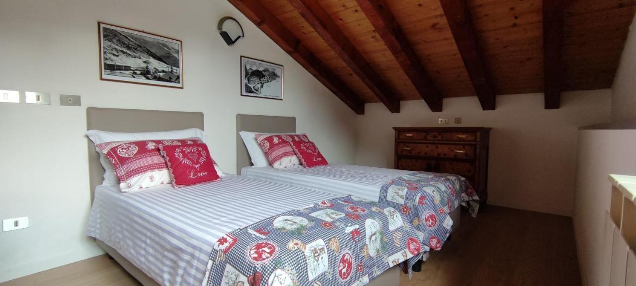 Gavia Cottage ปอนเตดีเลโญ ภายนอก รูปภาพ